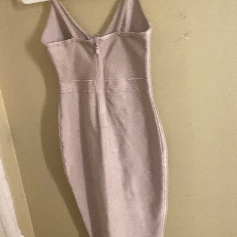 Body sculpting dress - Picture 2 of 3